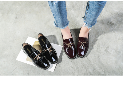 岸森新款復古小皮鞋 學院風樂福鞋引領時尚百搭潮流